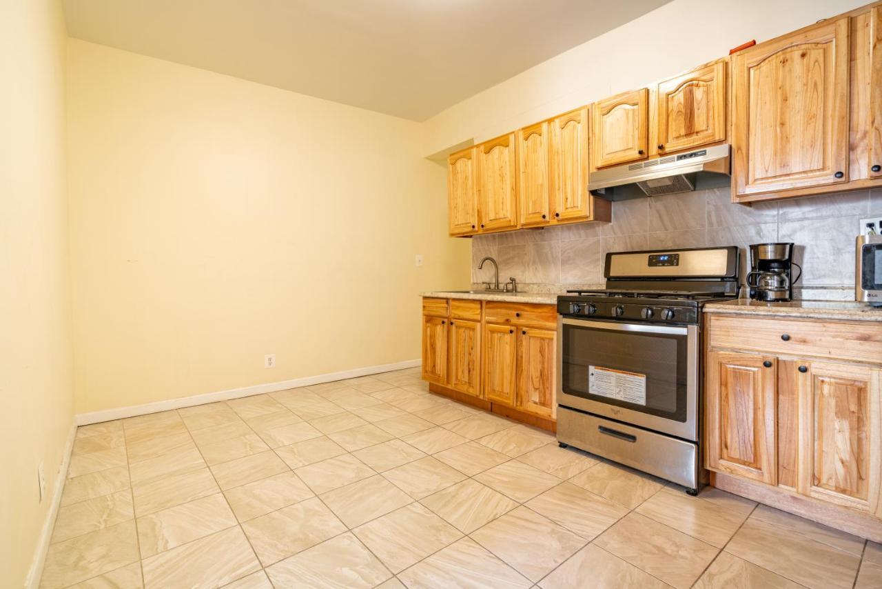 Empire Blvd Guest House New York Ngoại thất bức ảnh