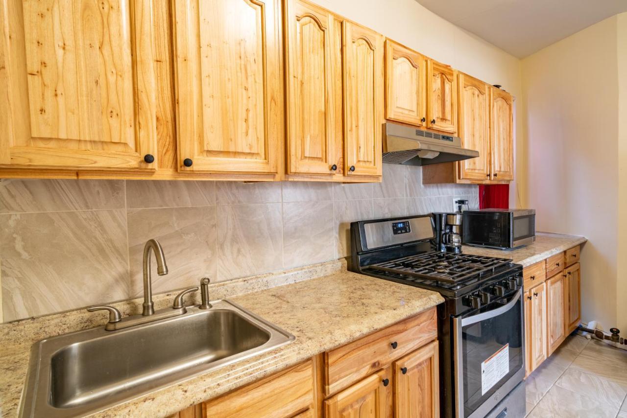 Empire Blvd Guest House New York Ngoại thất bức ảnh