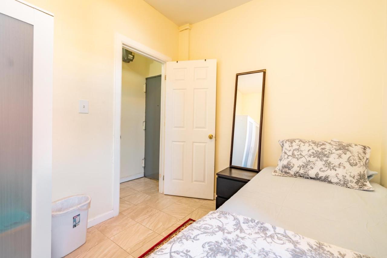 Empire Blvd Guest House New York Ngoại thất bức ảnh