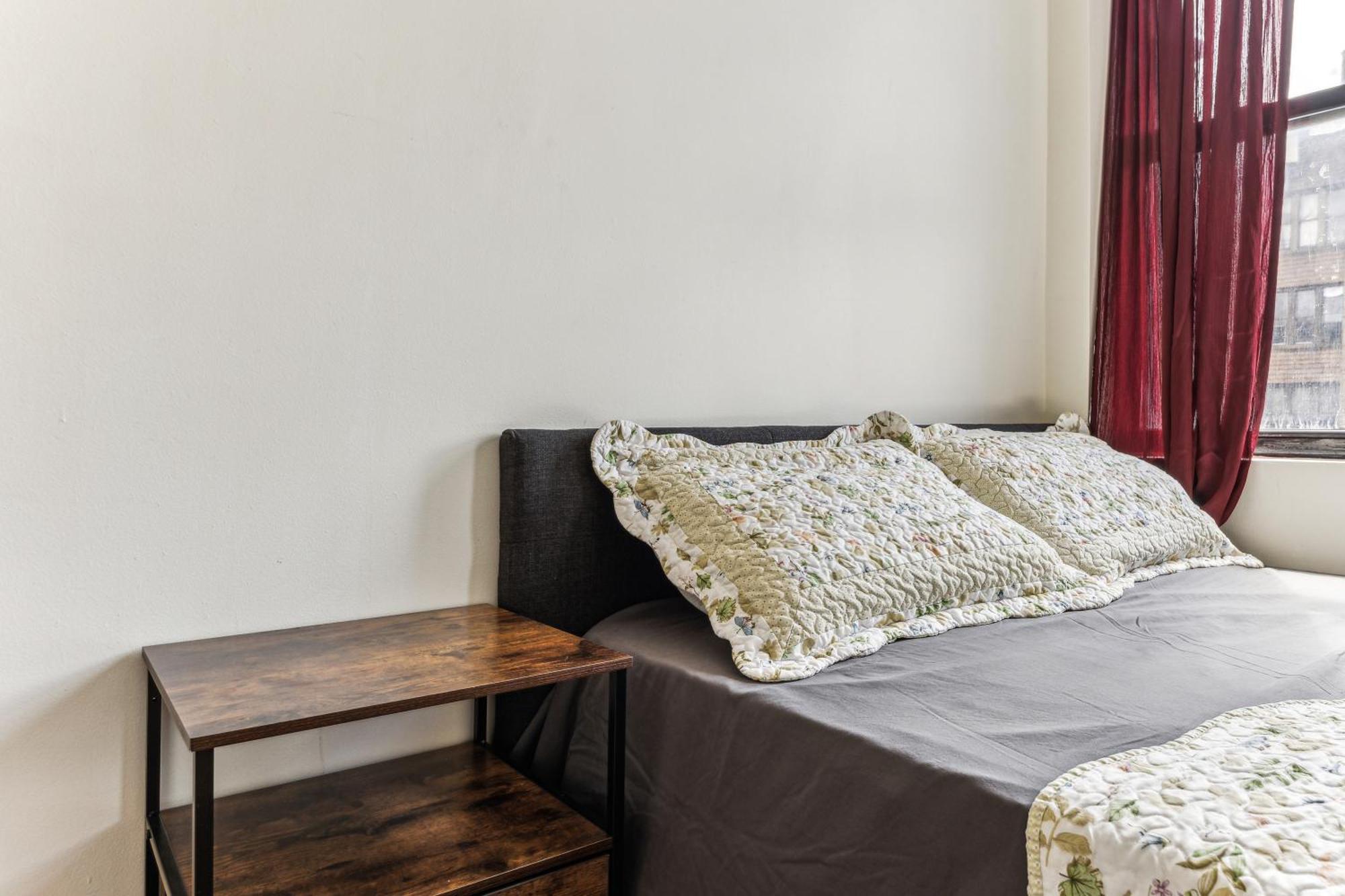 Empire Blvd Guest House New York Ngoại thất bức ảnh