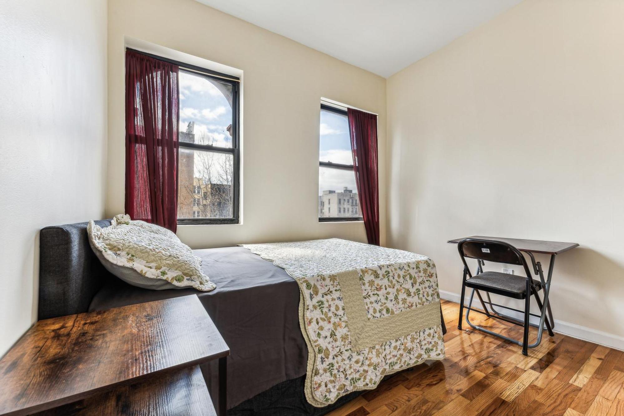 Empire Blvd Guest House New York Ngoại thất bức ảnh