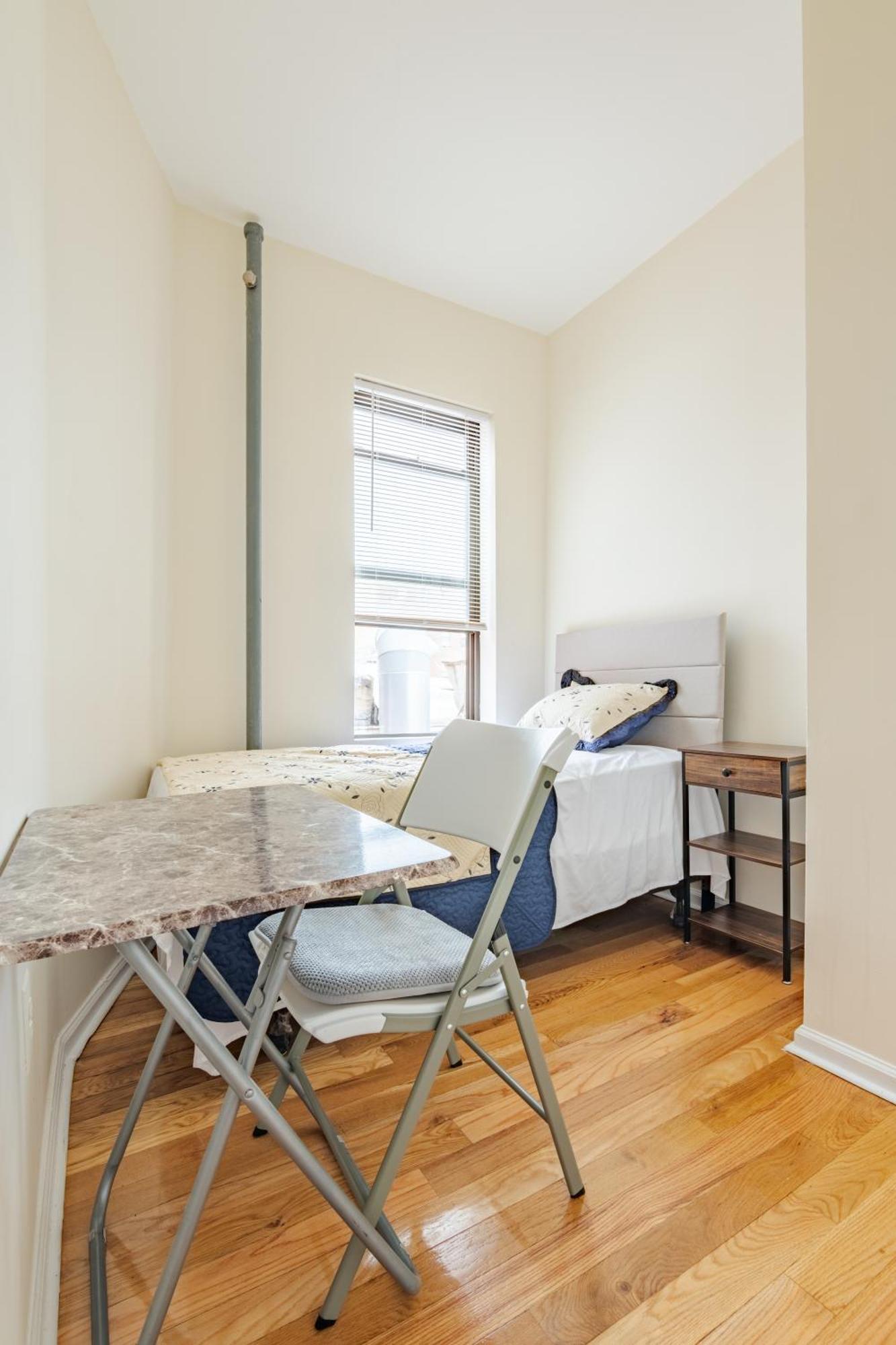Empire Blvd Guest House New York Ngoại thất bức ảnh